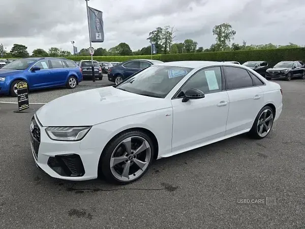 Used Audi A4 Black Edition 163 HP (119 kW) 2021 White Sedan