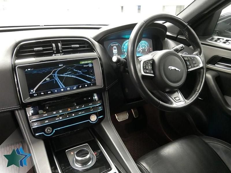 Used Jaguar F-Pace S 300 HP (220 kW) 2017 Silver SUV