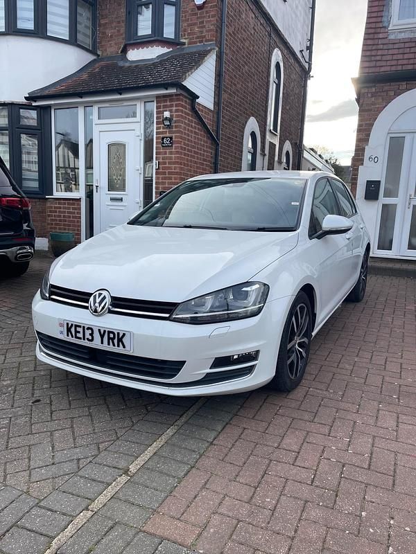 Used VW Golf VII 2013 White Hatchback