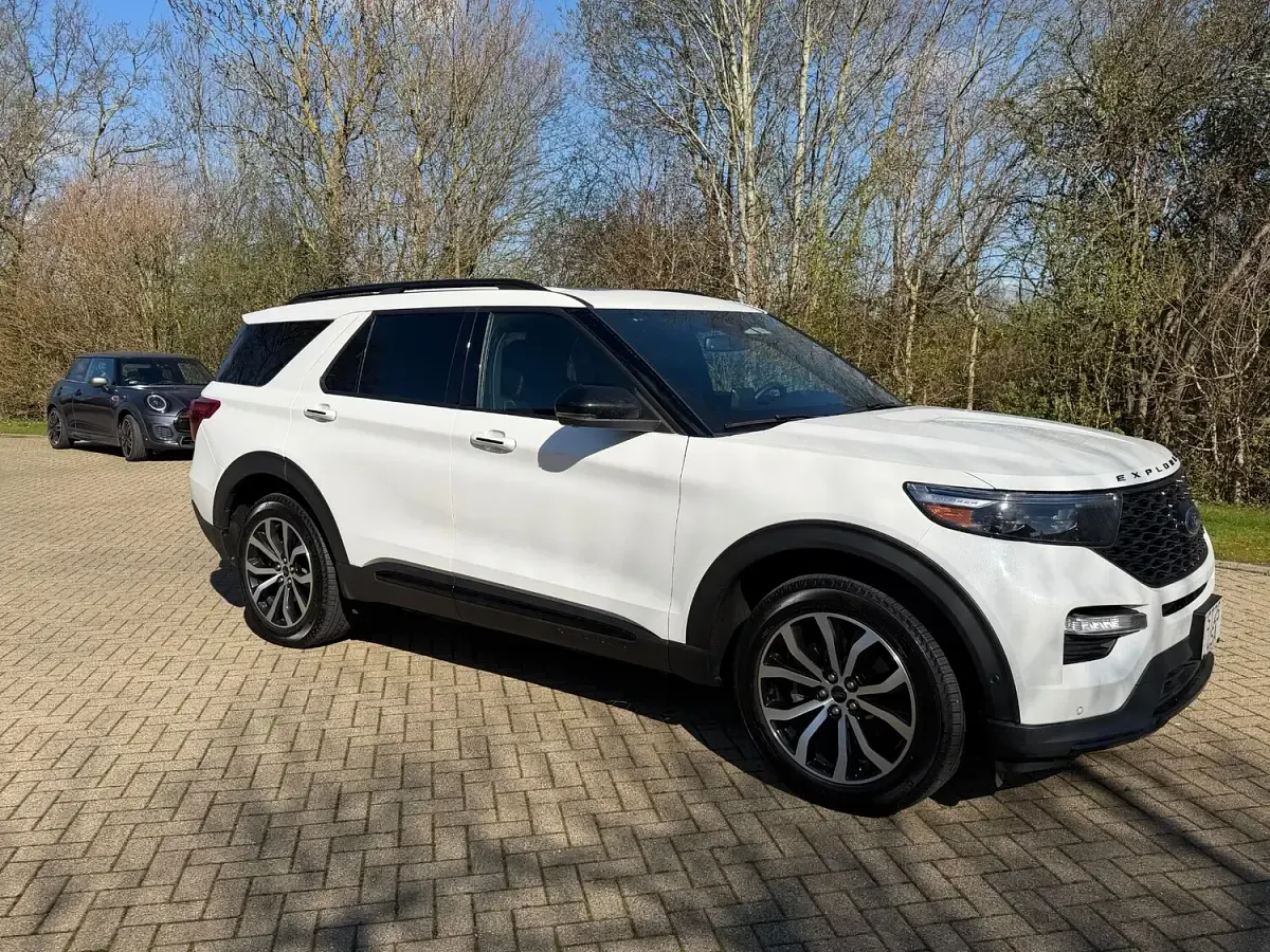 Used Ford Explorer ST 400 HP (294 kW) 2025 White SUV