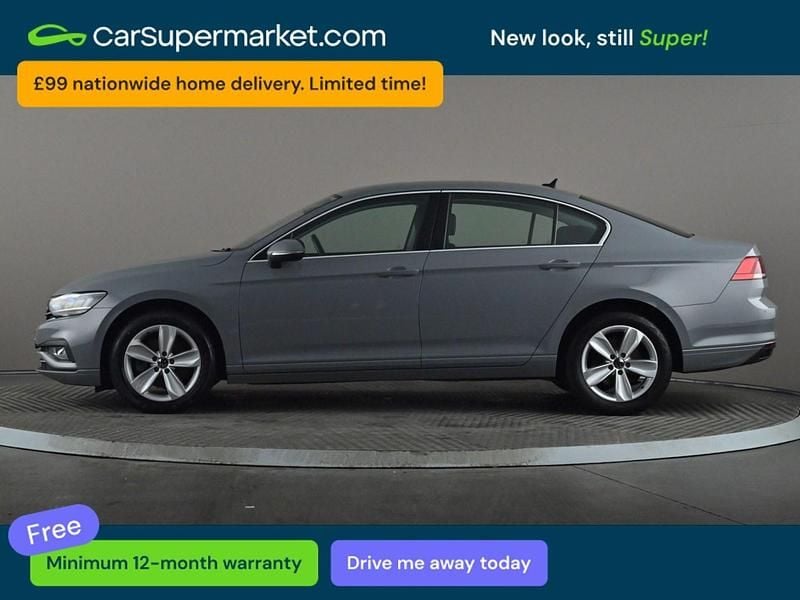 Used VW Passat SE 150 HP (110 kW) 2022 Grey Estate