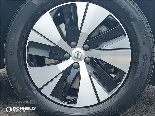 Usado Volvo XC40 Plus 2023 Plateado SUV