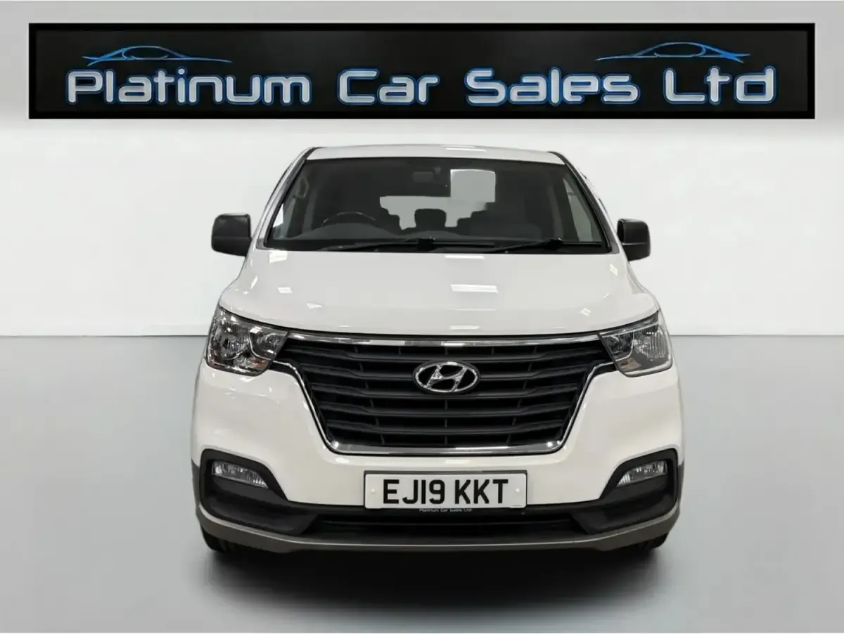 Used Hyundai I800 SE 136 HP (100 kW) 2019 White MPV