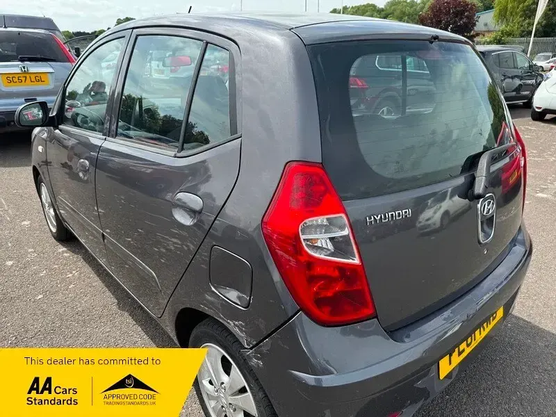 Used Hyundai i10 Active 85 HP (62 kW) 2011 Grey Hatchback