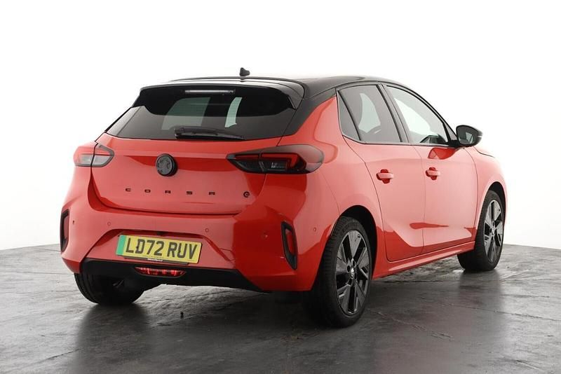Used Vauxhall Corsa-e Edition 100 kW (136 HP) 2022 Red Hatchback
