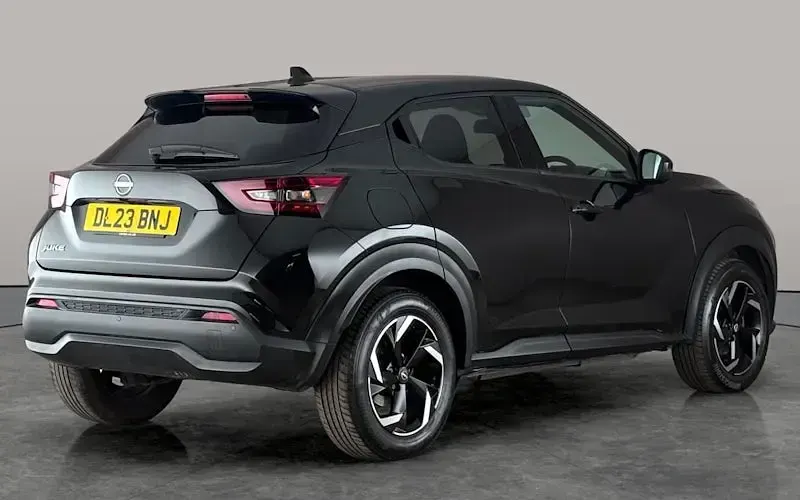 Used Nissan Juke N-Connecta 114 HP (83 kW) 2023 Black SUV