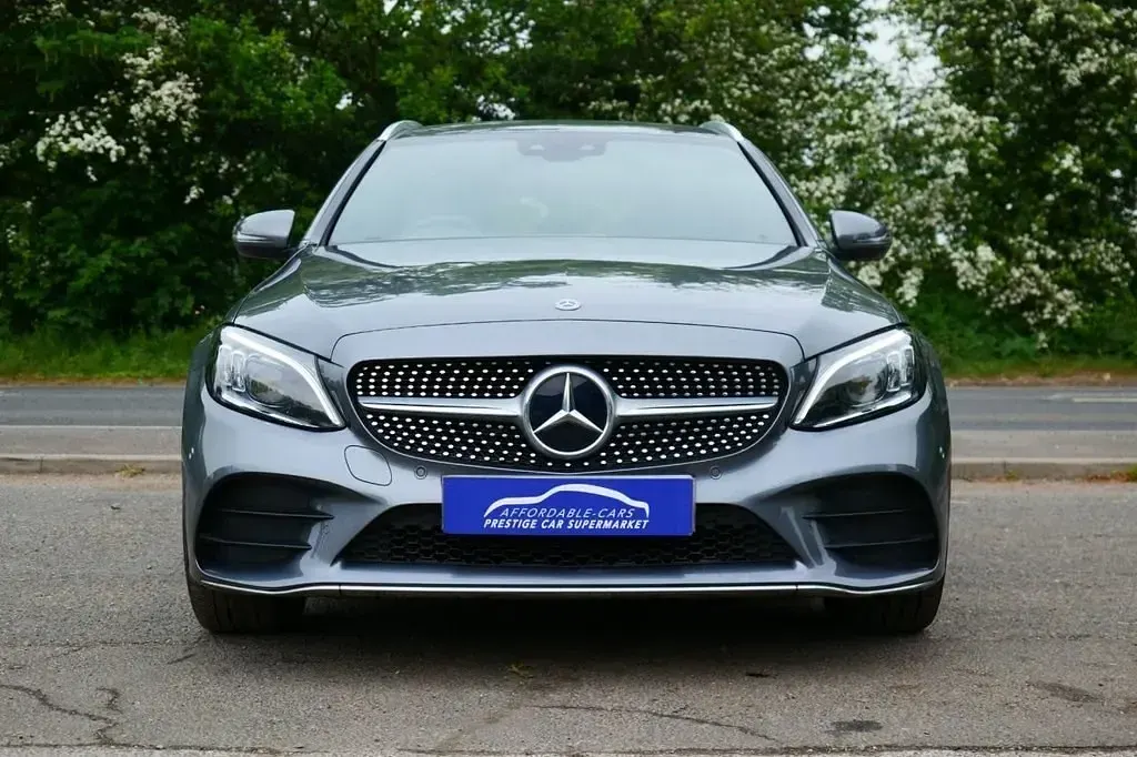 Usado Mercedes C220 AMG line 2019 Cinzento Carrinha