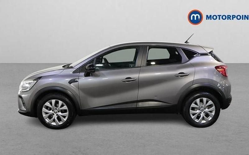 Used Renault Captur Iconic 140 HP (102 kW) 2022 Grey SUV