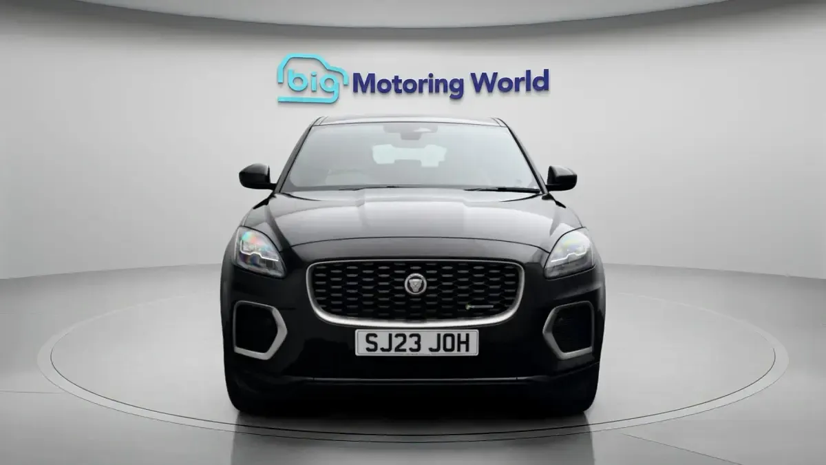 Used Jaguar E-Pace R-Dynamic 204 HP (150 kW) 2023 Black SUV