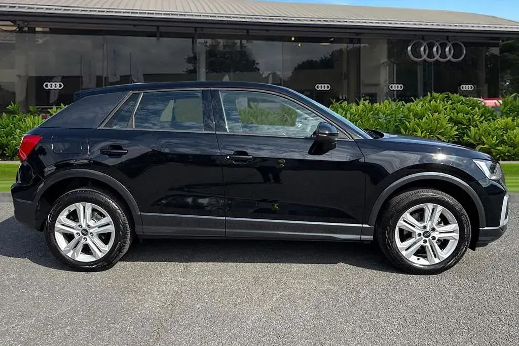 Used Audi Q2 Sport 190 HP (139 kW) 2026 Black SUV
