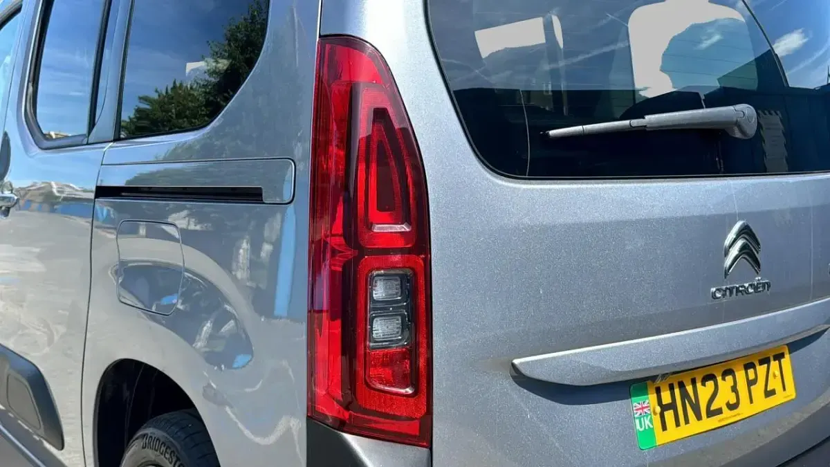 Used Citroën Berlingo XTR 98 kW (134 HP) 2023 Grey MPV
