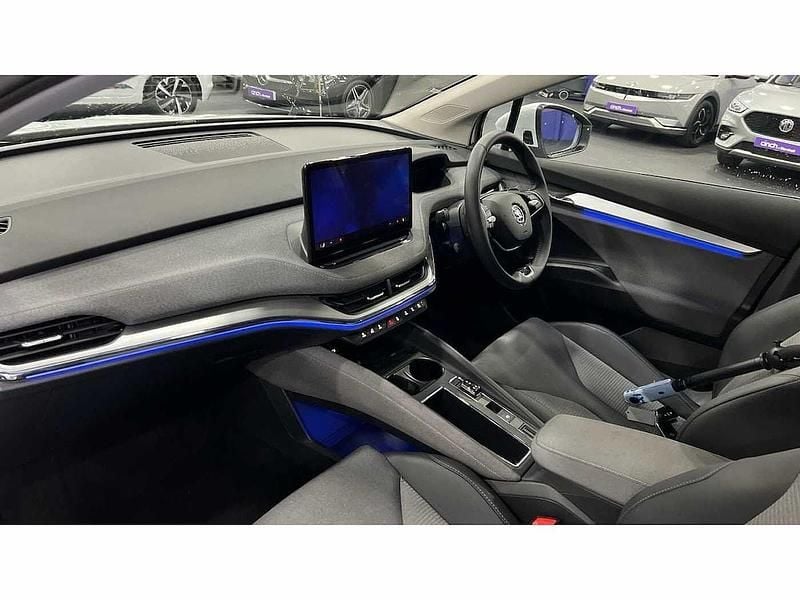 Used Skoda Enyaq iV 210 kW (286 HP) 2025 White SUV