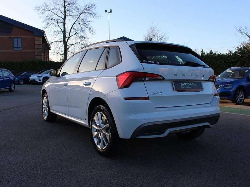 Used Skoda Kamiq SE 70 HP (51 kW) 2022 White SUV