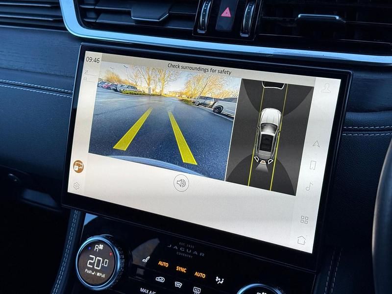 Used Jaguar F-Pace R-Dynamic 404 HP (297 kW) 2022 Grey SUV