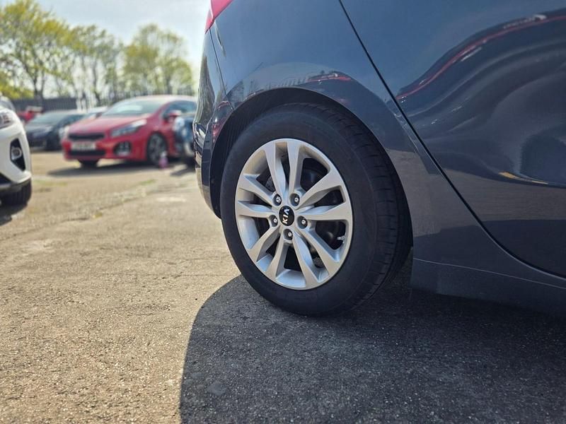 Używany Kia Ceed 2016 Niebieski Hatchback