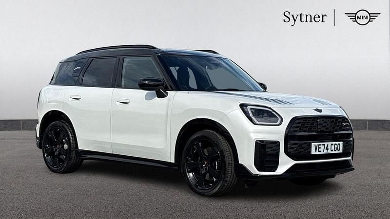 White Used 2024 Mini Countryman SUV | £34,000 (Fair price) - Image 1/4