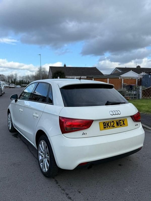 Usado Audi A1 Sport 86 CV (63 kW) 2012 Blanco Utilitario