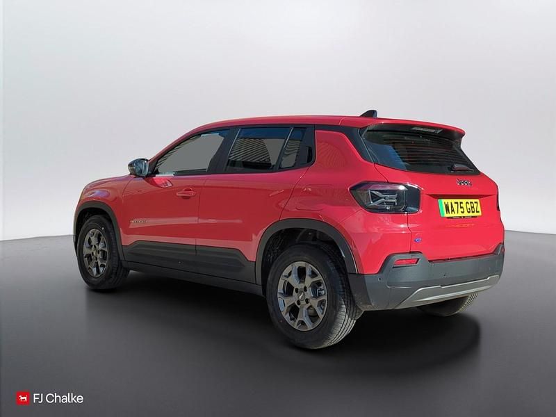 Ny Jeep Avenger Longitude 114 kW (156 HK) 2025 Röd SUV