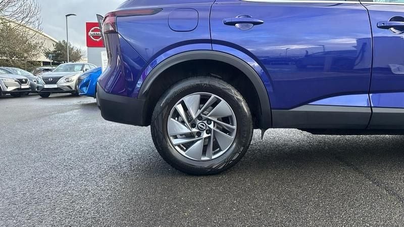 Used Nissan Qashqai Acenta Premium 158 HP (116 kW) 2022 Blue SUV