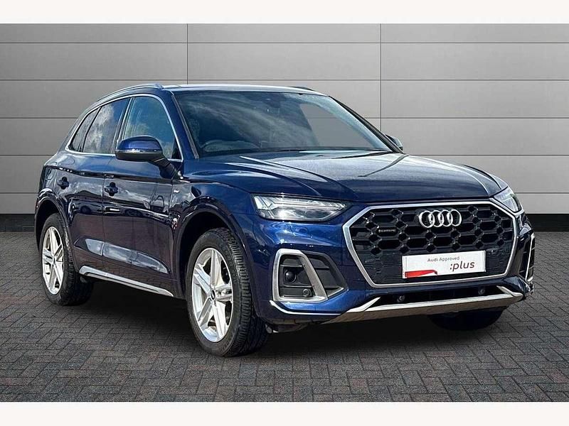 Blue Used 2021 Audi Q5 S-Line SUV | £28,499 (Fair price) - Image 1/4