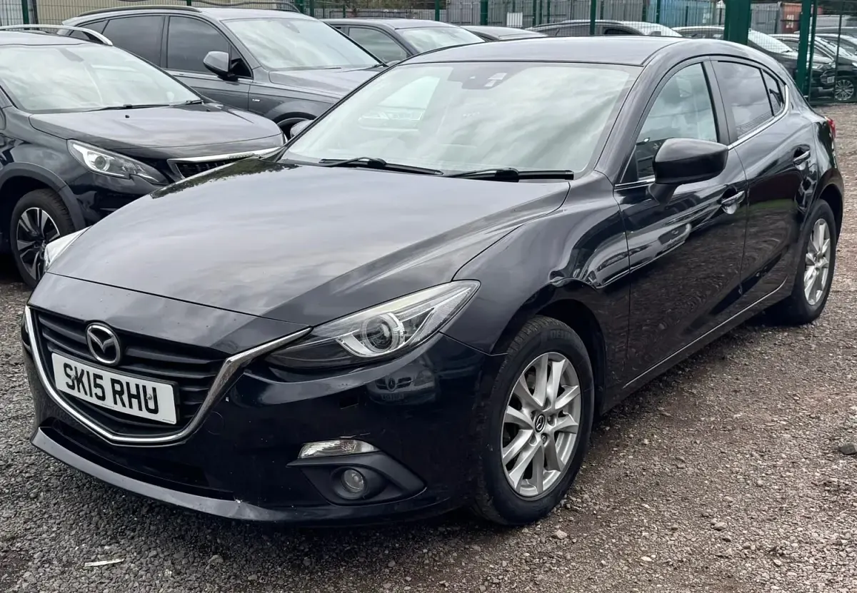 Used Mazda 3 165 HP (121 kW) 2015 Black Hatchback