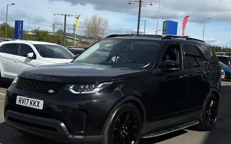 Used Land Rover Discovery 5 HSE Luxury 258 HP (189 kW) 2017 Black SUV