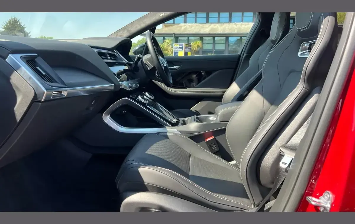 Used Jaguar I-Pace 294 kW (400 HP) 2024 Red SUV