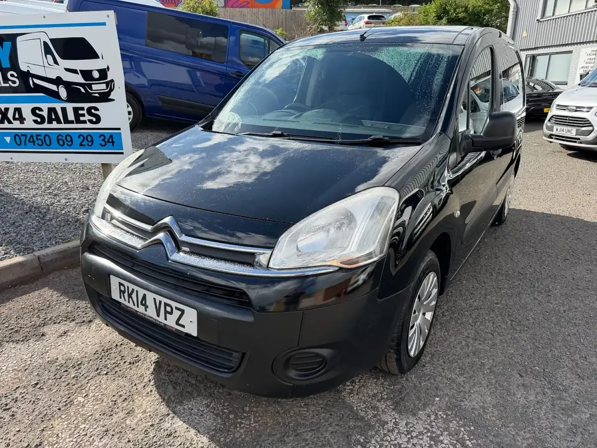 Used Citroën Berlingo 75 HP (55 kW) 2014 Black MPV