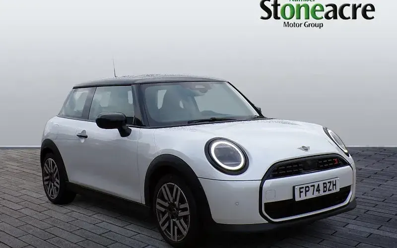 Used Mini Cooper Classic 150 kW (204 HP) 2026 Hatchback