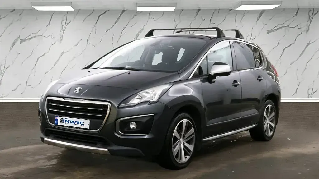 Used Peugeot 3008 Allure 120 HP (88 kW) 2017 Grey SUV
