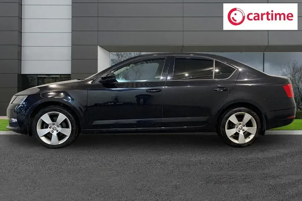 Używany Skoda Octavia SE Drive 150 KM (110 kW) 2020 Czarny Hatchback