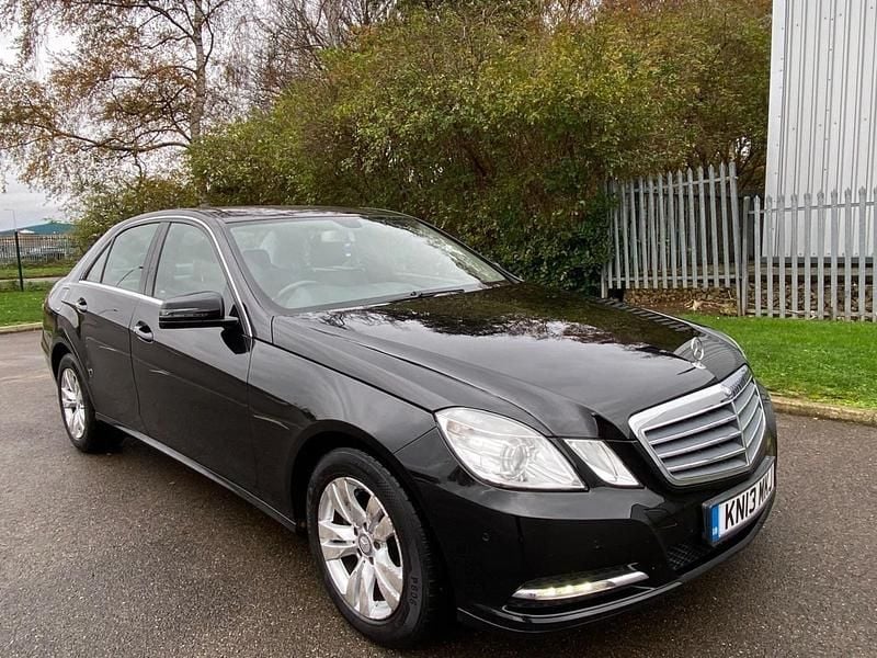 Black Used 2013 Mercedes E220 SE Sedan | £4,440 (Good price) - Image 1/4