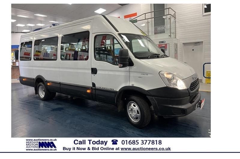 Used Iveco Daily 148 HP (108 kW) 2013 White