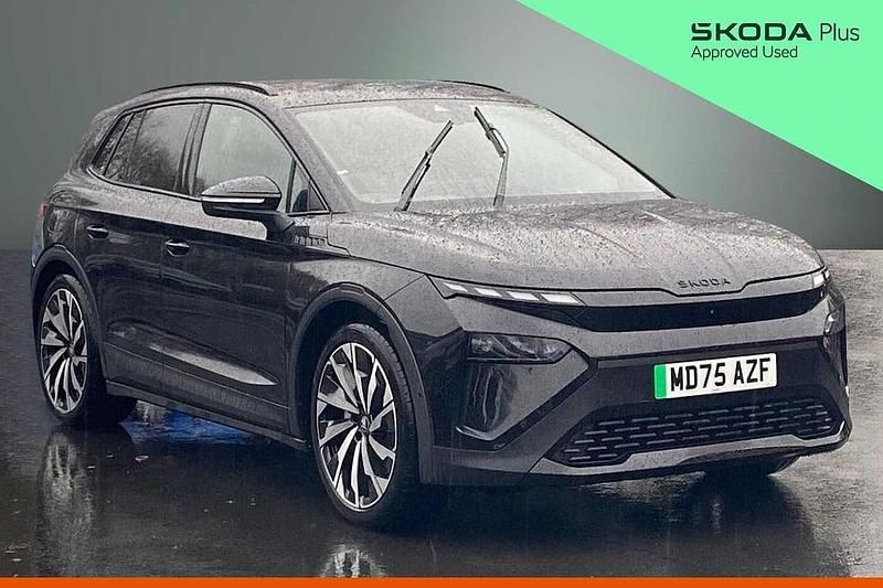 Black magic pearl effect New 2025 Skoda Elroq SportLine SUV | £36,495 (A bit pricey) - Image 1/4
