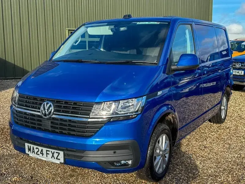 Używany VW Transporter Highline 150 KM (110 kW) 2024 Niebieski Van