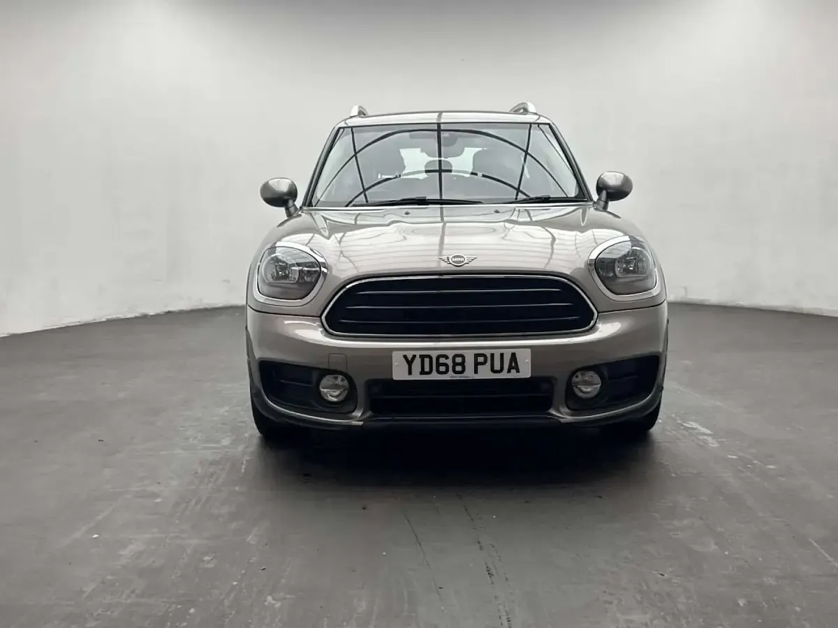 Used Mini Cooper D Countryman 2018 Silver SUV