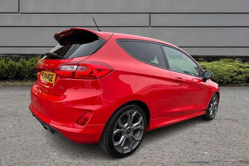 Used Ford Fiesta ST-Line 94 HP (69 kW) 2021 Red Hatchback