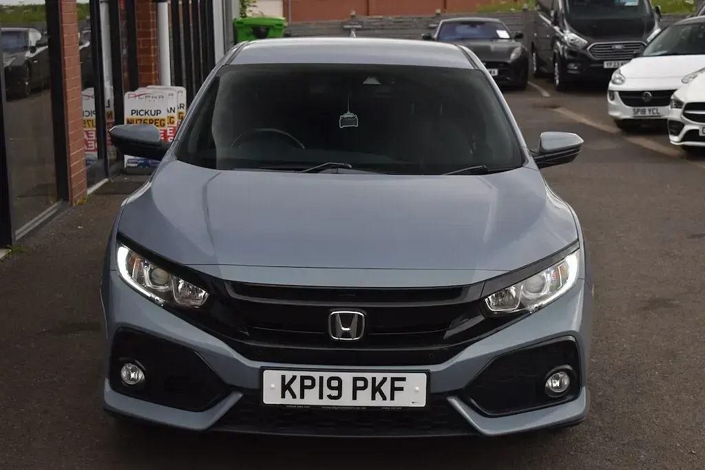 Used Honda Civic SR 2019 Grey Hatchback