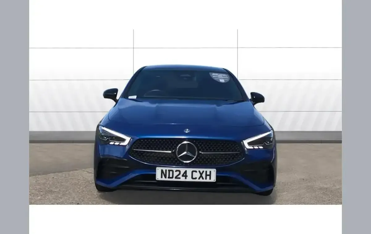 Used Mercedes CLA180 AMG Line Premium Plus 134 HP (98 kW) 2024 Blue Sedan