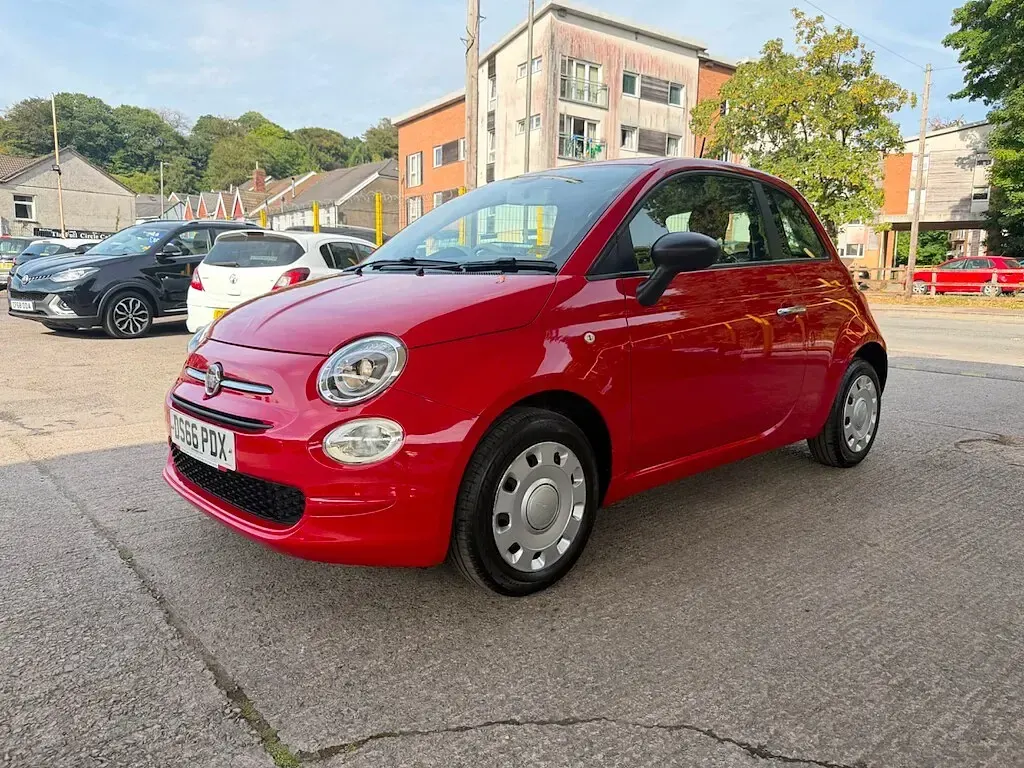 Used Fiat 500 Pop 69 HP (50 kW) 2016 Red Hatchback