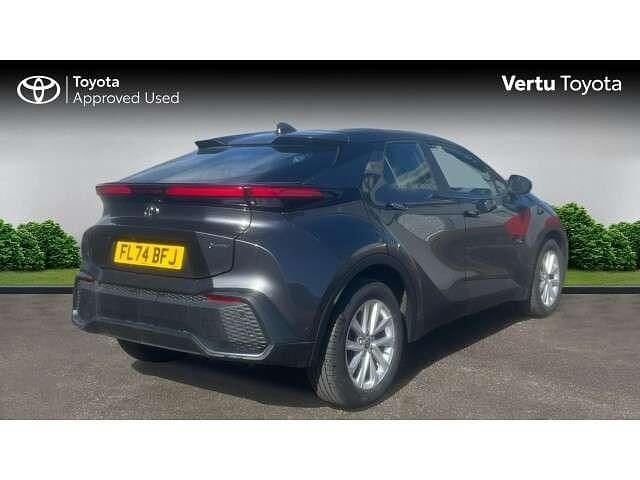 Used Toyota C-HR 140 HP (102 kW) 2024 Grey SUV