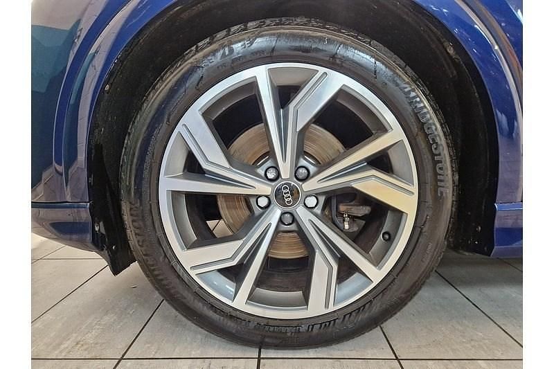 Used Audi Q4 e-tron Comfort 125 kW (170 HP) 2022 Blue SUV