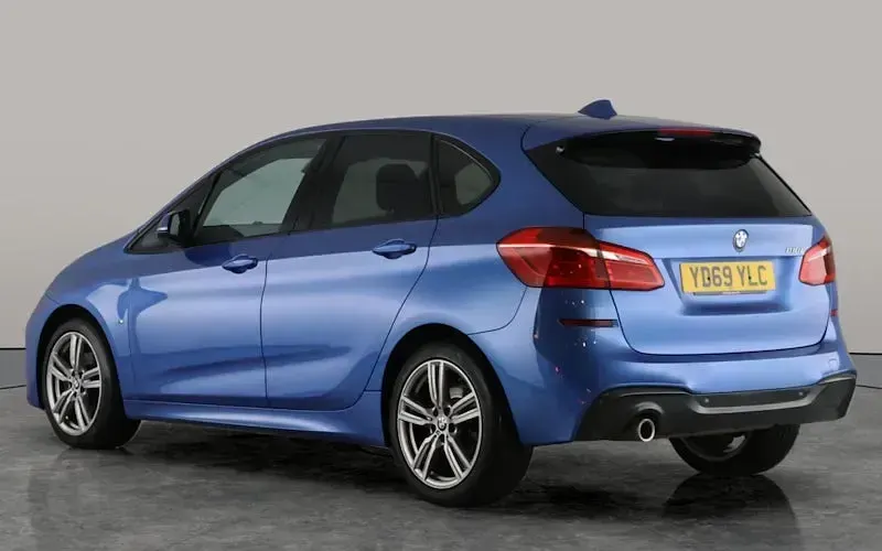 Used BMW 218 M Sport 140 HP (102 kW) 2019 Blue Estate