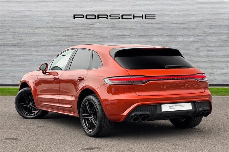 Used Porsche Macan 265 HP (194 kW) 2022 Papaya SUV