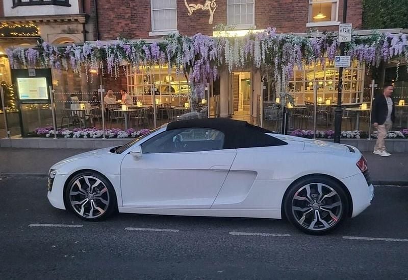 Used Audi R8 Spyder Design 2011 White Cabriolet