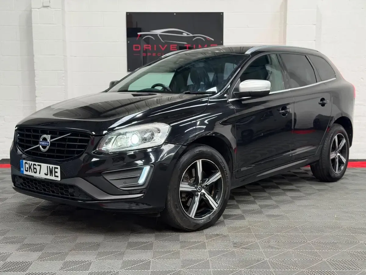 Used Volvo XC60 R-Design 2017 Black SUV