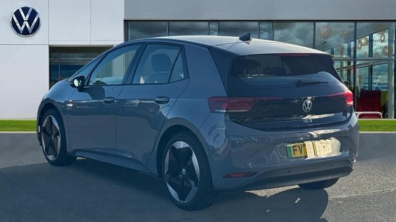 Used VW ID.3 Pro 169 kW (231 HP) 2025 Moonstone grey/solid black roof Hatchback
