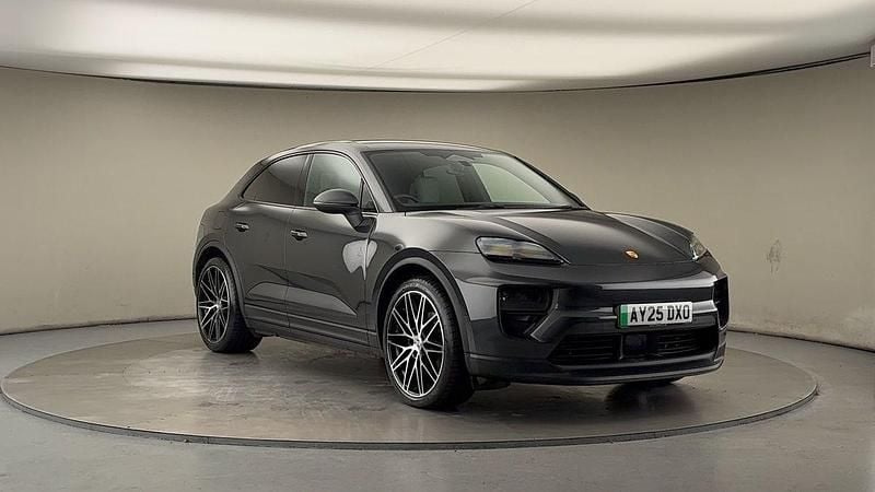 Used Porsche Macan 330 kW (449 HP) 2025 Black SUV