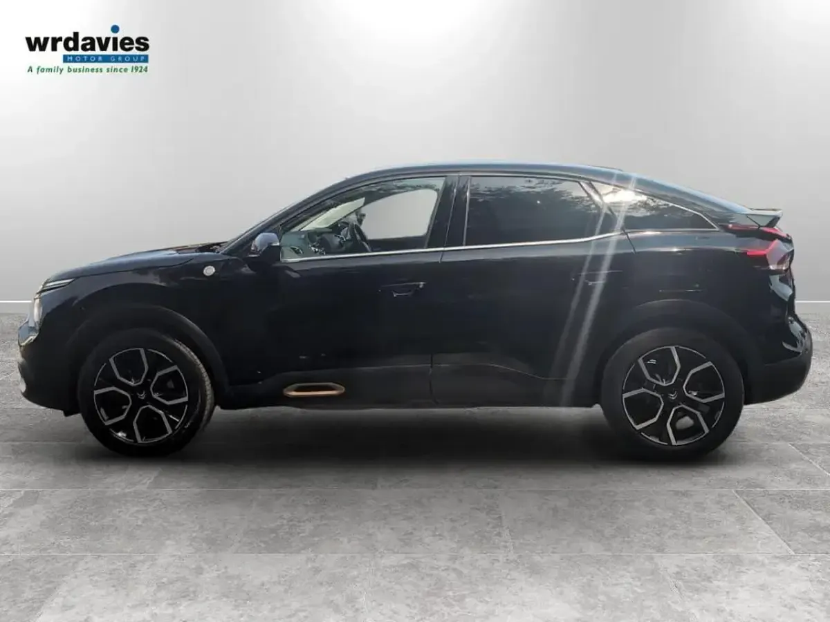 Used Citroën e-C4 100 kW (136 HP) 2023 Black Hatchback