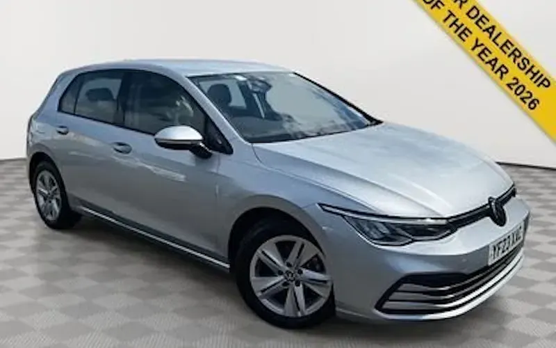 Używany VW Golf VIII Life 131 KM (96 kW) 2023 Hatchback